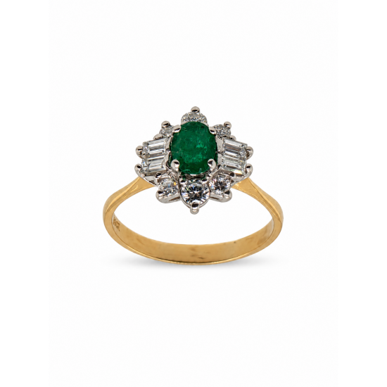 Pre Owned 18ct Emerald and Diamond Ring ZC123